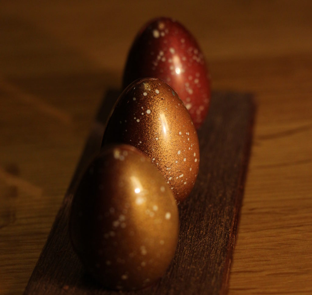 Pâques oeufs alccol